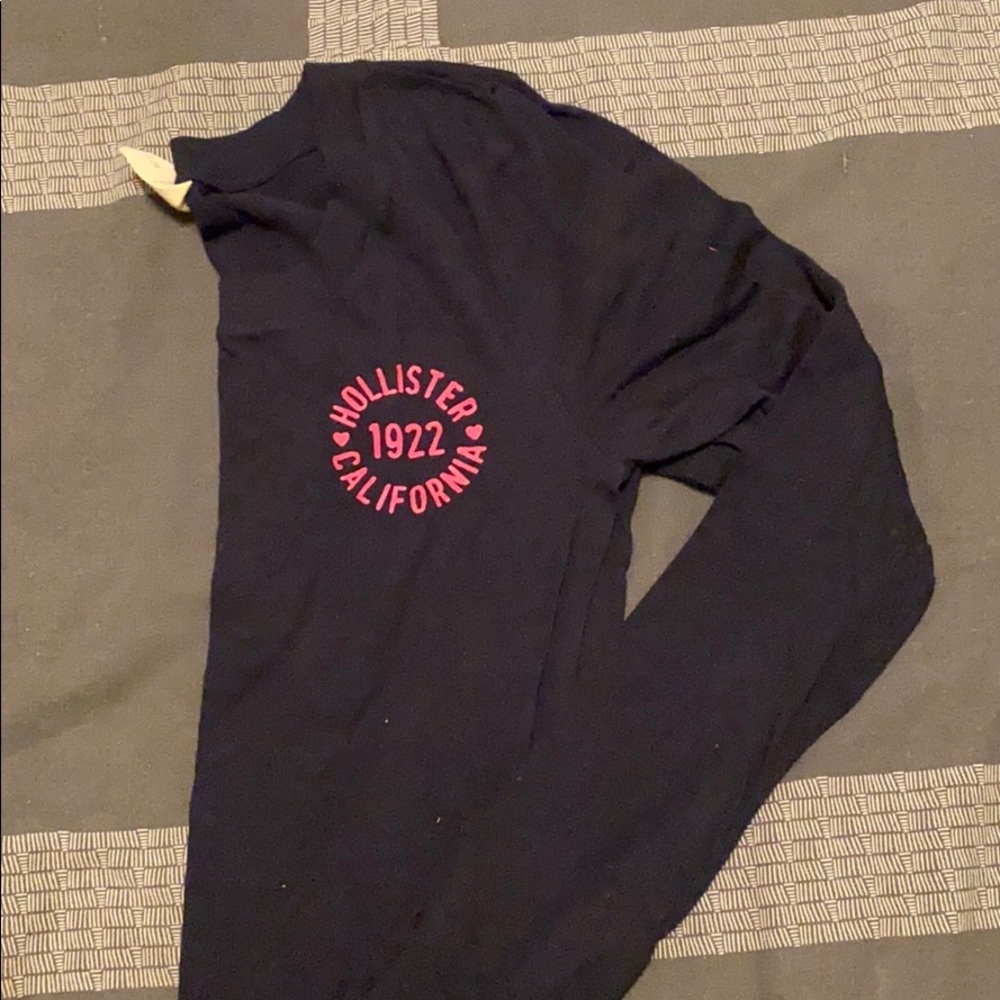 Hollister shirt